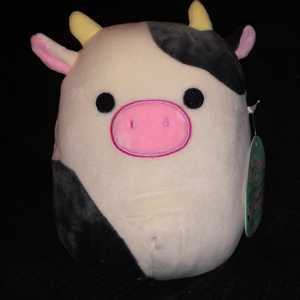 RARE CONNOR THE COW SQUISHMALLOW 8” NWT